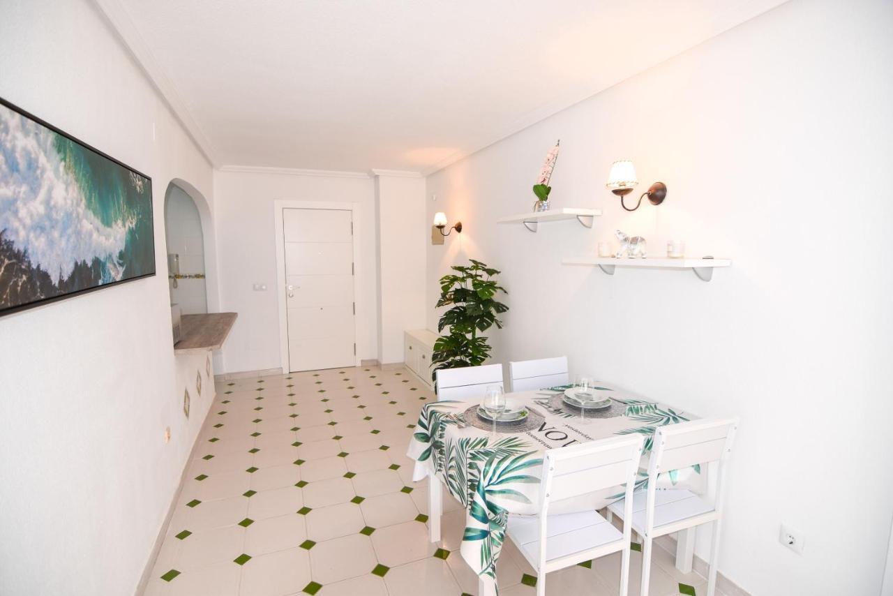 Apartamento Sol Y Playa Leilighet Torrevieja Eksteriør bilde