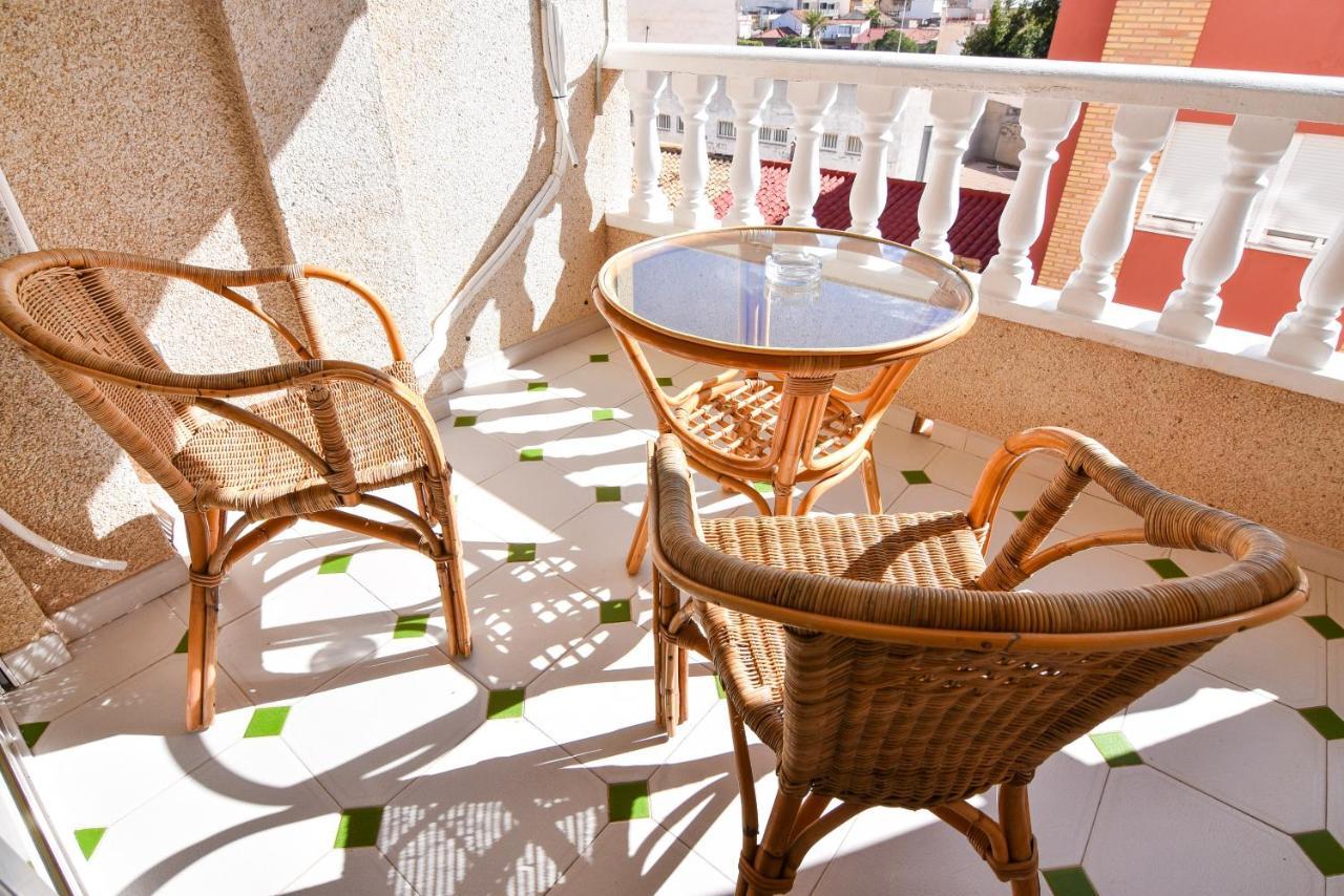 Apartamento Sol Y Playa Leilighet Torrevieja Eksteriør bilde