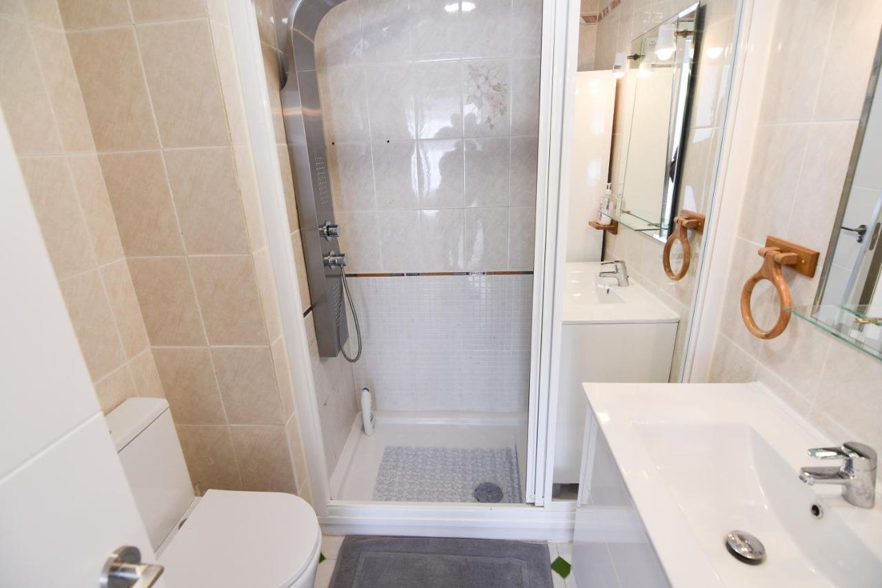 Apartamento Sol Y Playa Leilighet Torrevieja Eksteriør bilde
