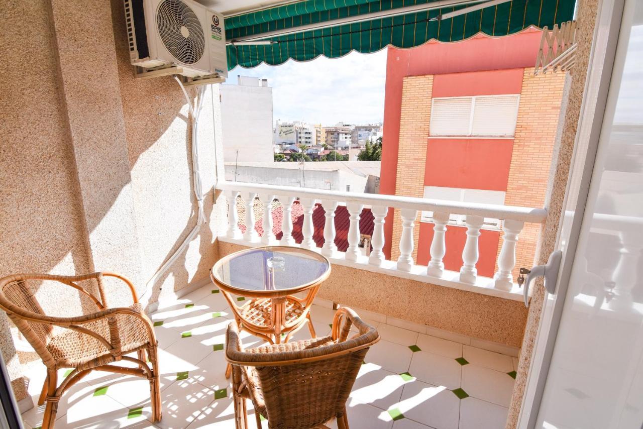 Apartamento Sol Y Playa Leilighet Torrevieja Eksteriør bilde