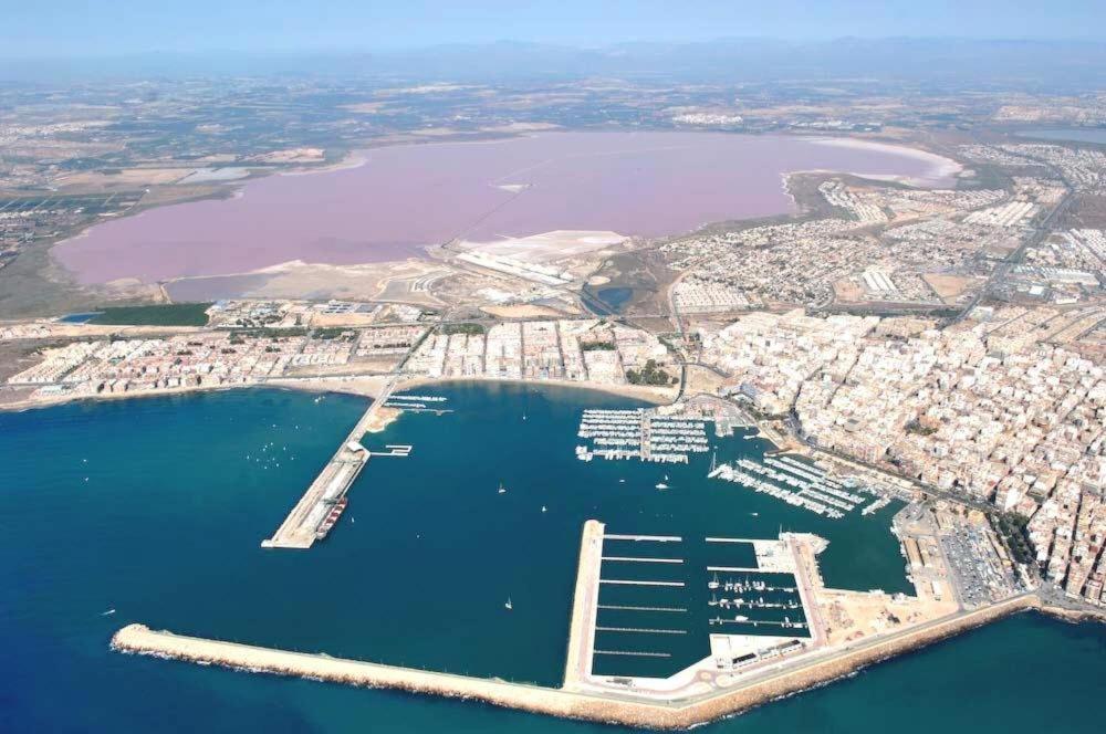 Apartamento Sol Y Playa Leilighet Torrevieja Eksteriør bilde